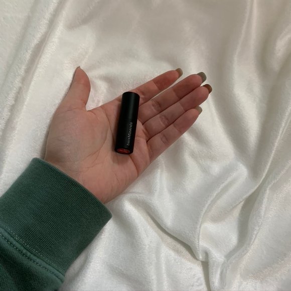 bareMinerals Mini Lipstick "Srsly Red" - Picture 3 of 5